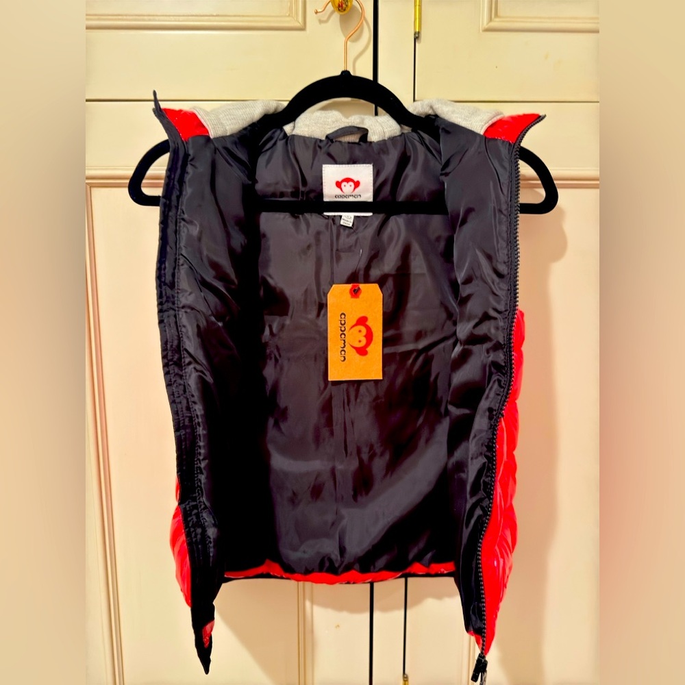 Appaman Apex Kids Puffer Vest with hood in Red. Brand NEW With tags. Ship fast! - Picture 7 of 9